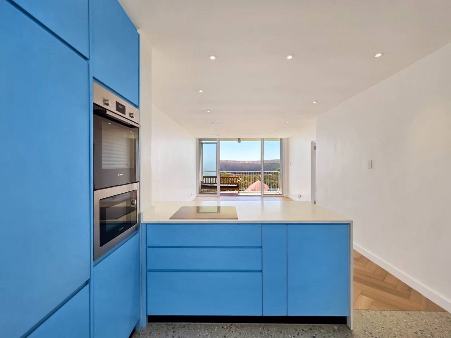 To Let 2 Bedroom Property for Rent in Green Point Western Cape